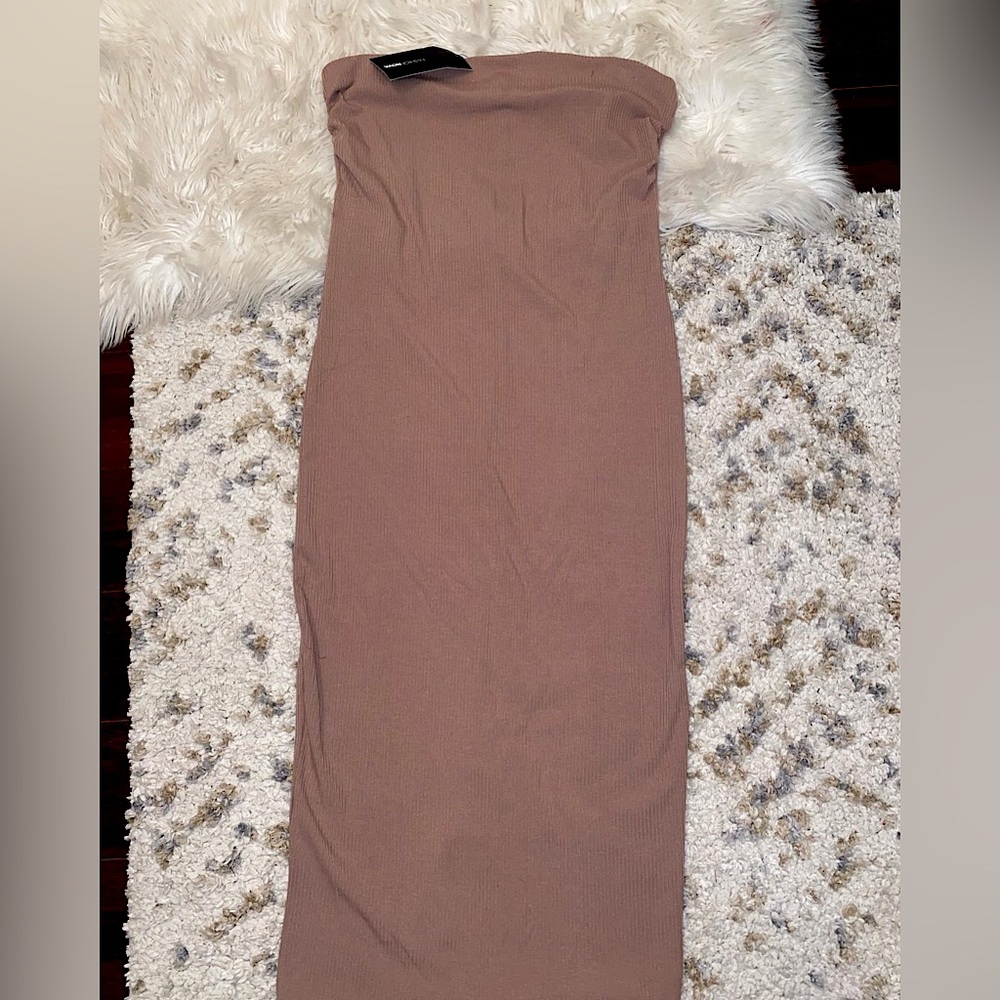Brand new medium tube top